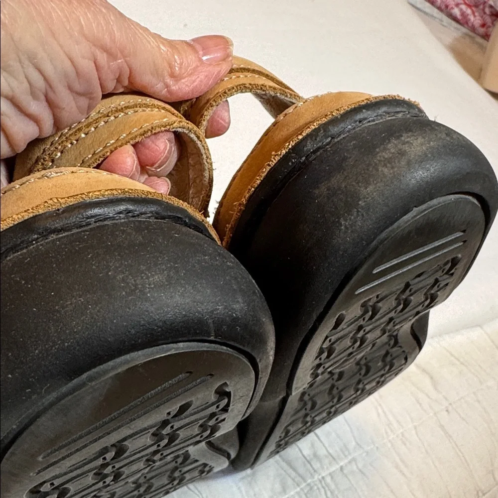Men’s FOOTPRINTS by BIRKENSTOCK Tan Fisherman Leather Sandal‎ Size 45 US12